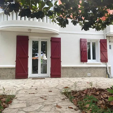 בית הארחה Sweet - 55m2 Appt, Garden, Swimming Pool, Parking