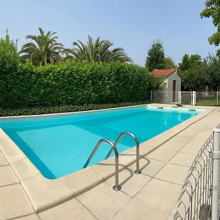 בית הארחה Sweet - 55m2 Appt, Garden, Swimming Pool, Parking